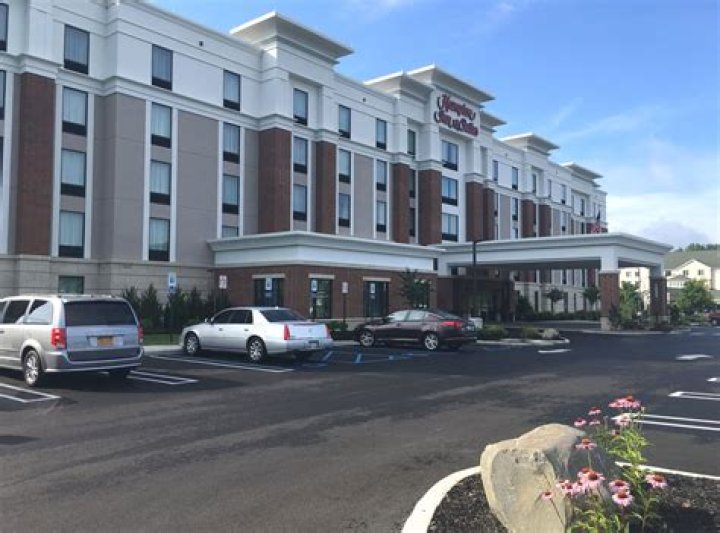 Hampton Inn & Suites Newburgh: Your Ultimate Stay Experience in Newburgh, NY